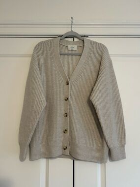 Aritzia Beige Ribbed V-Neck Button-Up Cardigan
